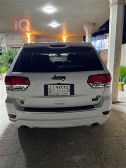جیپ گراند شیرۆکی